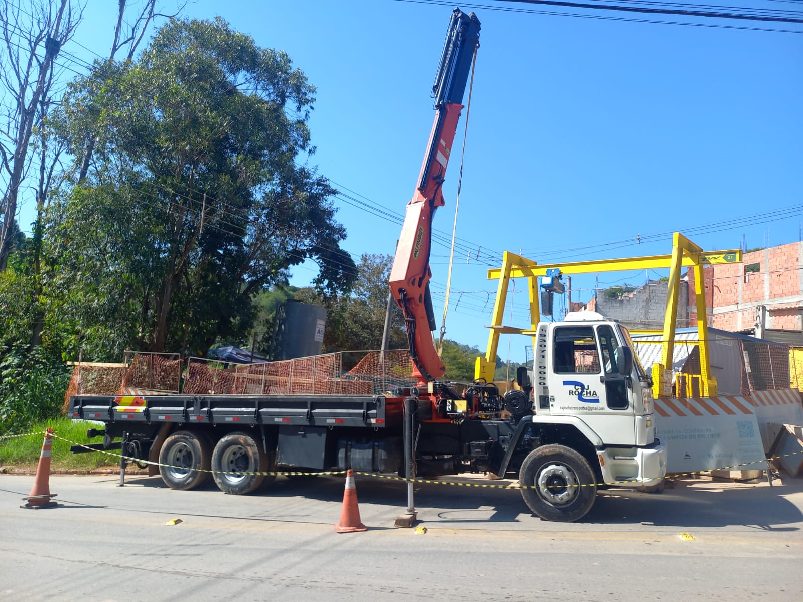 Munck Ford Cargo 2428E 45 ton