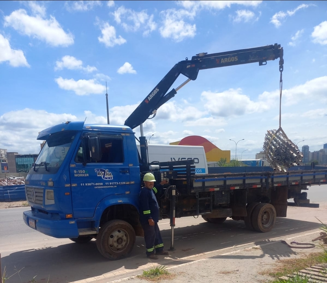 Munck VW 9.150E 7,5 ton lança 11m